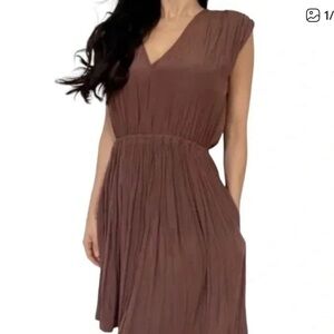 wilfred almeida dress xs  pleated dress pockets